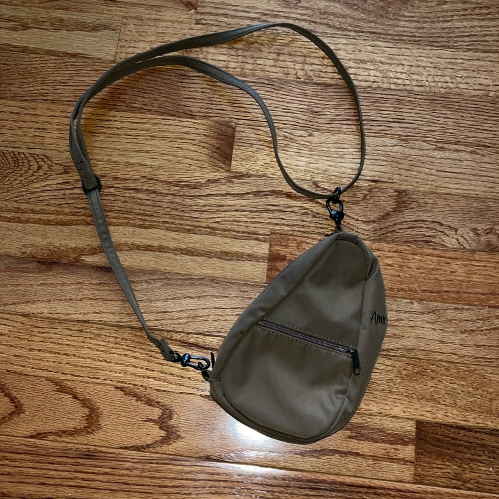 AMERIBAG Crossbody/chest purse